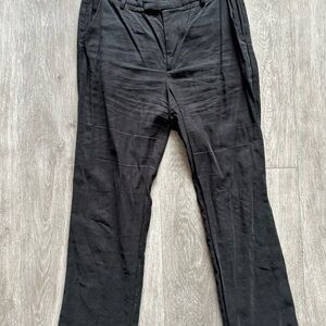 Women's High-Rise Stovepipe Trousers - A New Day Black.